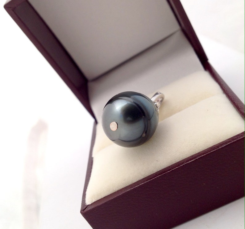 AAA Yellow Gold Tahitian Pearl White Gold 925 Sterling Silver Tahitian Pearl Pendant South Sea Pearl 9k Solid Gold 13.5 x 18mm