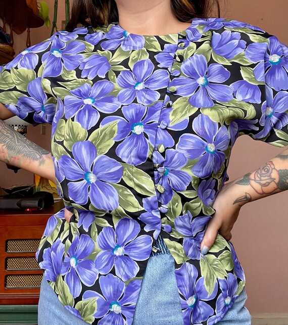 Vintage Floral Button-up - image 1