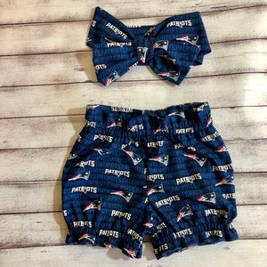 New England Patriots Inspired Headwrap Newborn Bloomer Football Shorts Headband Toddler Big Bow Bows Little Baby Girl Infant Bummies