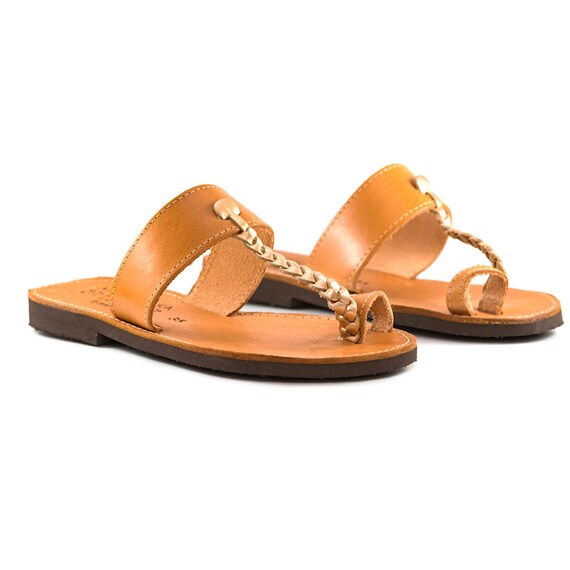 traditional sandals for ladies