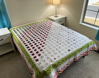 Queen Size Quilt in Christmas Fabrics