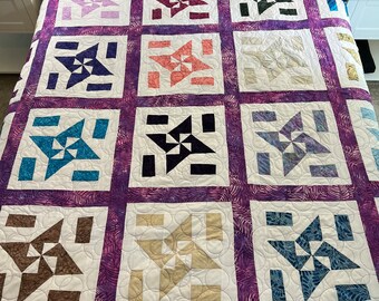 Pinwheel quilt in queen size