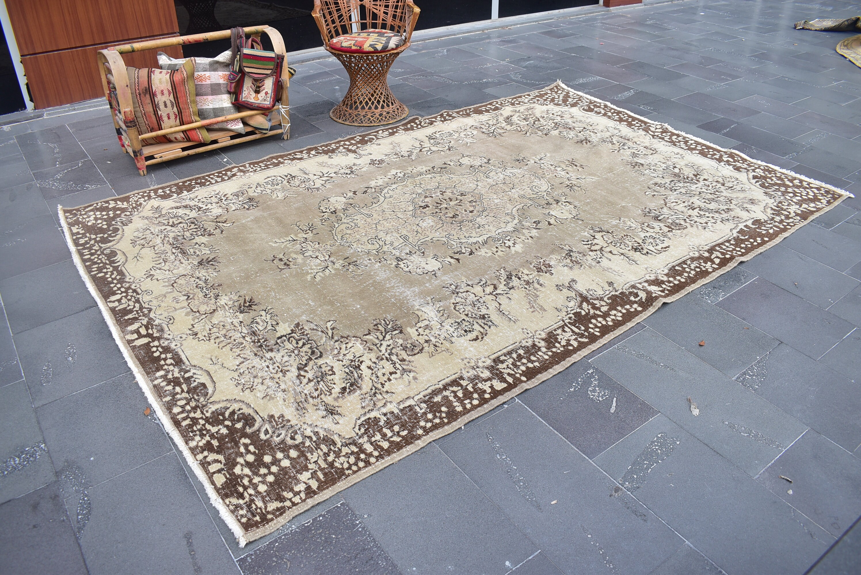 Turkish Rug, Vintage Area Rug, Handmade Rug, Home Decor