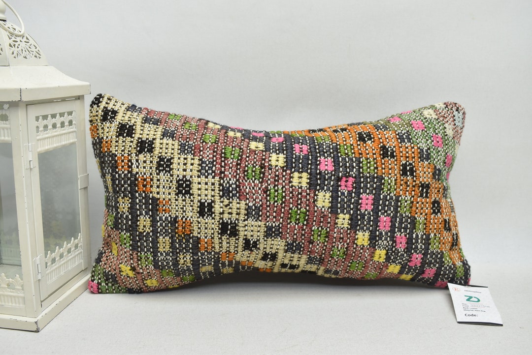 Boho Decor Pillow / Throw Pillow / Lumbar Kilim Pillow / Decorative