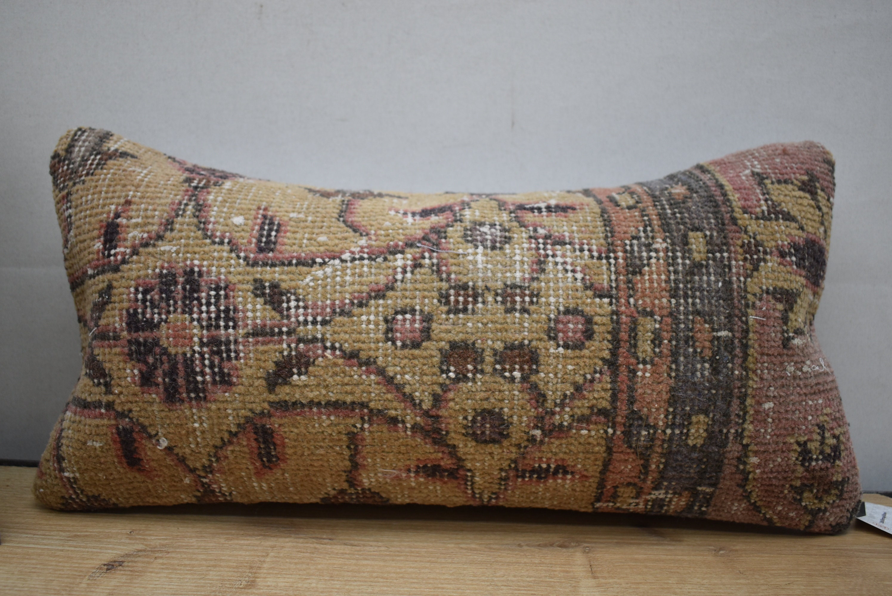Throw pillow / turkish rug pillow / aztec rug pillow / nomadic | Etsy