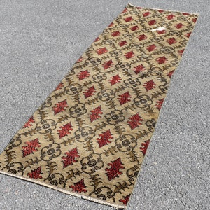 Runner rug, Hallway rug, Vintage rug, Handmade rug, 2.6 x 7.9 Ft, Entryway rug, Boho Decor rug, Turkish runner rug, Organic Wool rug, Zd4301