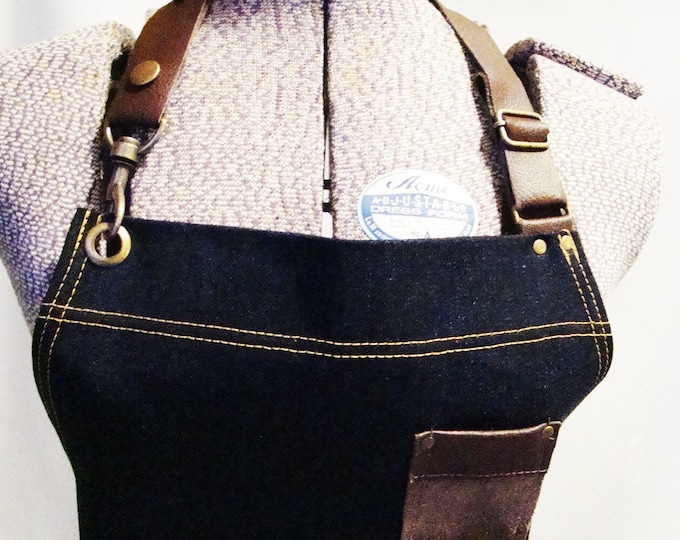 Small plus size Denim and Leather pocket Apron, Unisex, Workshop, Vendor, Cafe, Barista, Restaurant, Made in Canada