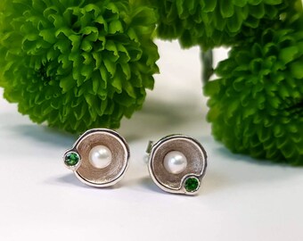 Pearl Stud Earrings, Pearl Earrings, Pearl Jewelry, Tsavorite, Mom Gift