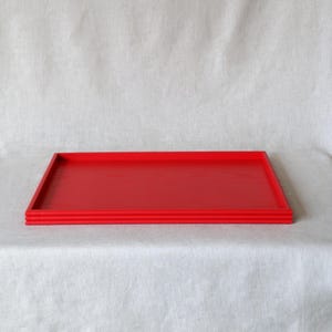 Handgjord lackerad röd körsbärsfärgad ottomansk bricka | Dekorativ serveringsbricka i trä med vassram | Modern heminredning | Inflyttningspresent