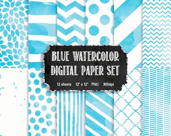 Könnte beinhalten: Ein Set aus 12 digitalen Papierbögen, jeweils 30,48 cm x 30,48 cm, mit verschiedenen blauen Aquarellmustern. Designs umfassen Streifen, Punkte, Zickzackmuster und florale Motive. Das Set ist mit "BLUE WATERCOLOR DIGITAL PAPER SET" beschriftet.