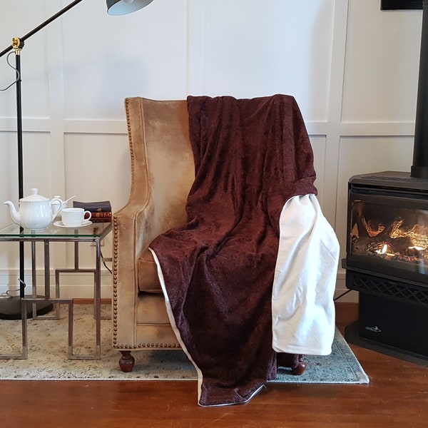 White w/ Red Trim Blanket main image 0