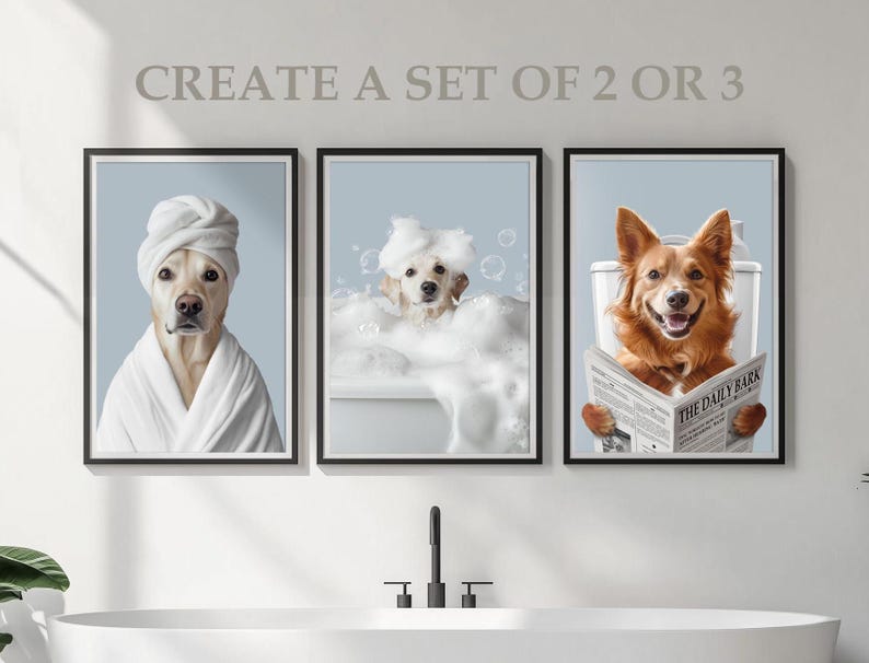 Pu&ograve; includere: Set di tre stampe incorniciate con cani in diverse ambientazioni da bagno. Una stampa mostra un cane con un asciugamano bianco, un'altra mostra un cane in una vasca da bagno e la terza mostra un cane seduto sul water che legge un giornale.