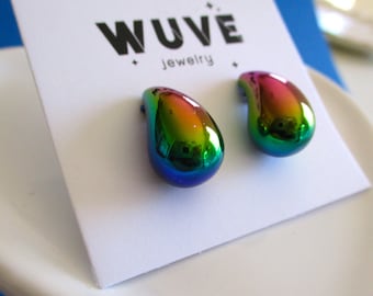 Metallic Teardrop Stud Earrings – Modern Minimalist Jewelry