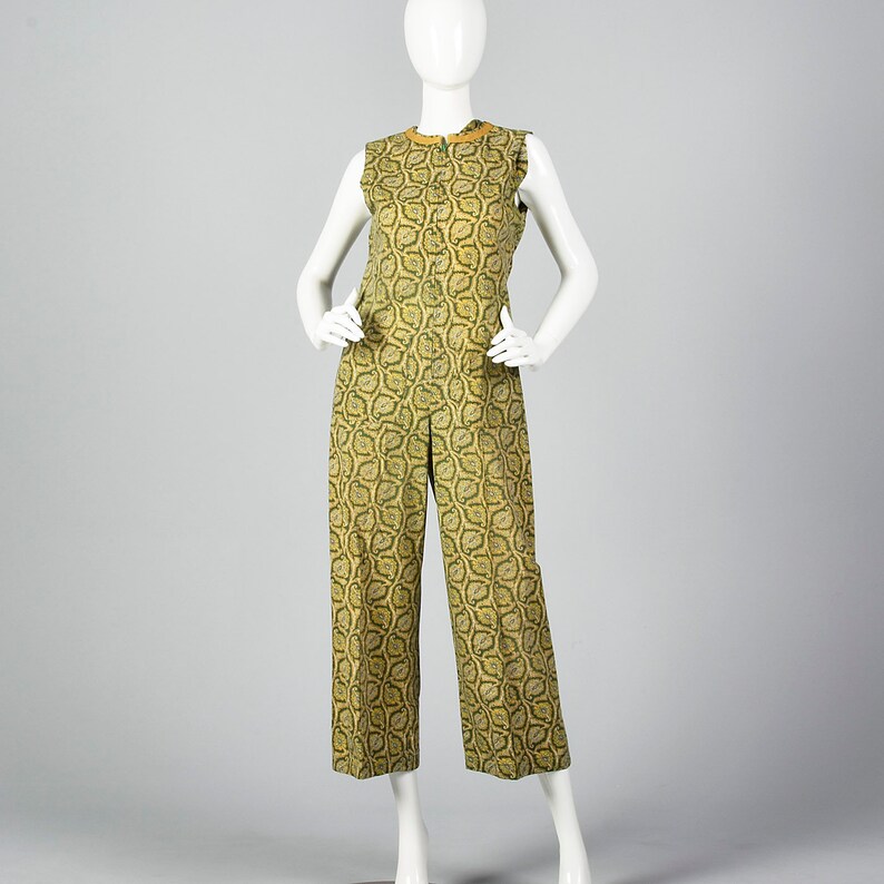 Small Green Print Jumpsuit Gold Leaf Pattern Sleeveless Vintage 1980s Zip Front Patch Pockets Gold Trim Jumpsuit