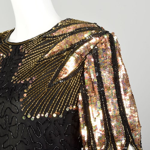 Medium 1990s Gold Black Sequin Cocktail hotsell Dress Keyhole Back Beaded Party Evening Chemise