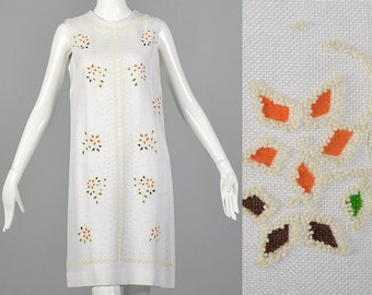 Small 1960s White Shift Dress Sleeveless Summer Dress Lightweight Casual Day Wear Mosaic Beading 60s Vintage