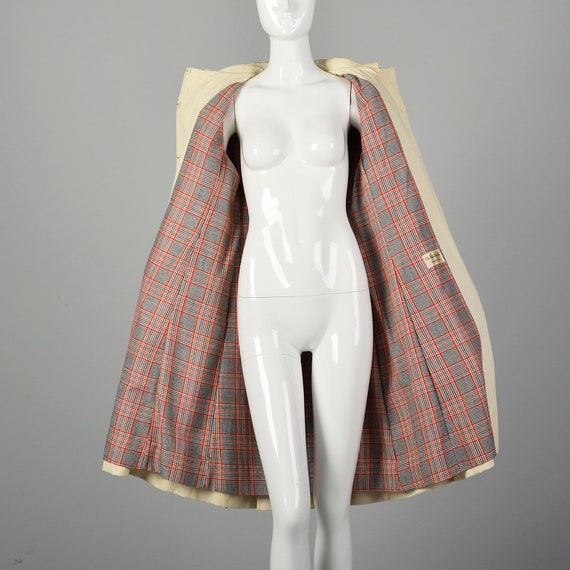 Small Bill Blass for Bond Street Knee-Length Beig… - image 5