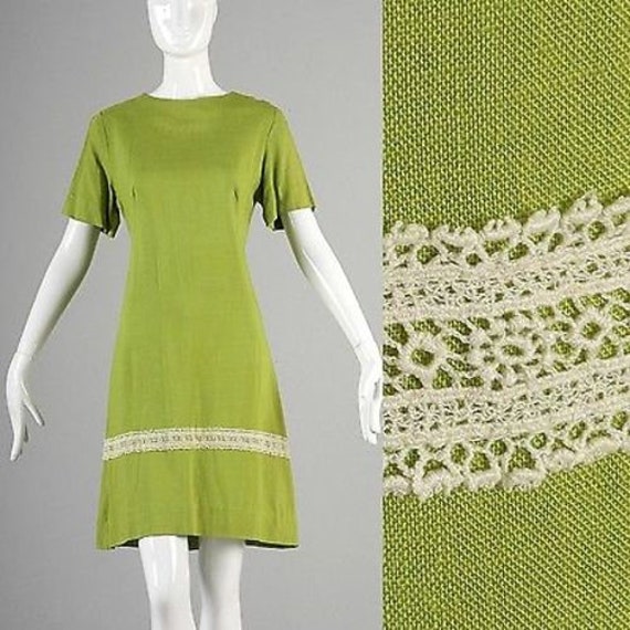 Large 1960s Day Dress 60s Shift Dress Short Sleeve