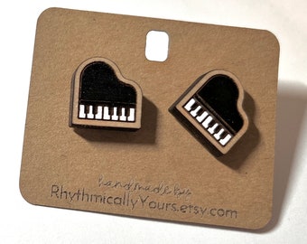 Piano stud earrings for music teachers, engraved wood earrings, handpainted jewelry, gift for musicians, jewelry for music teachers