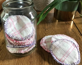 Reusable makeup removal pads