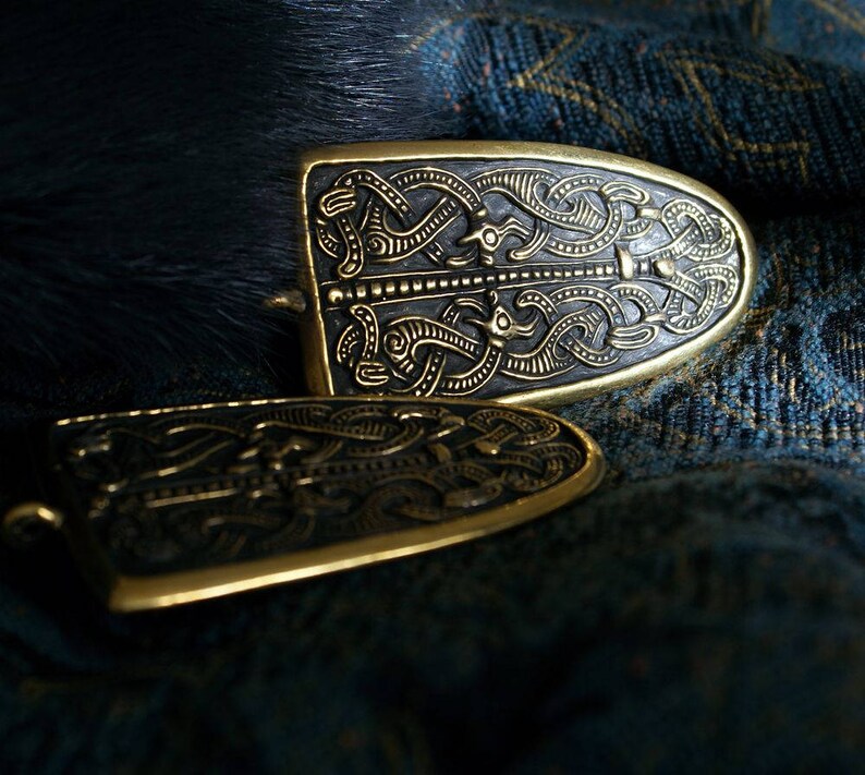 A pair of brooches Viking brooches Scandinavia 1011 century Etsy