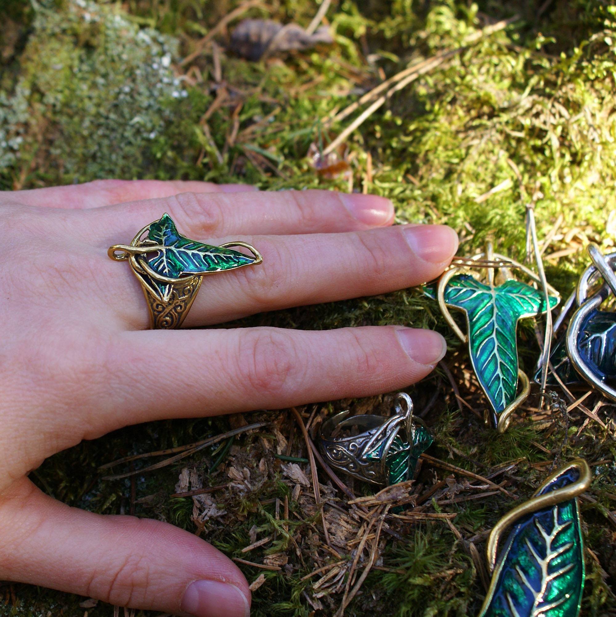 Elven green Leaf ring. A gift from the elves. Wedding Etsy