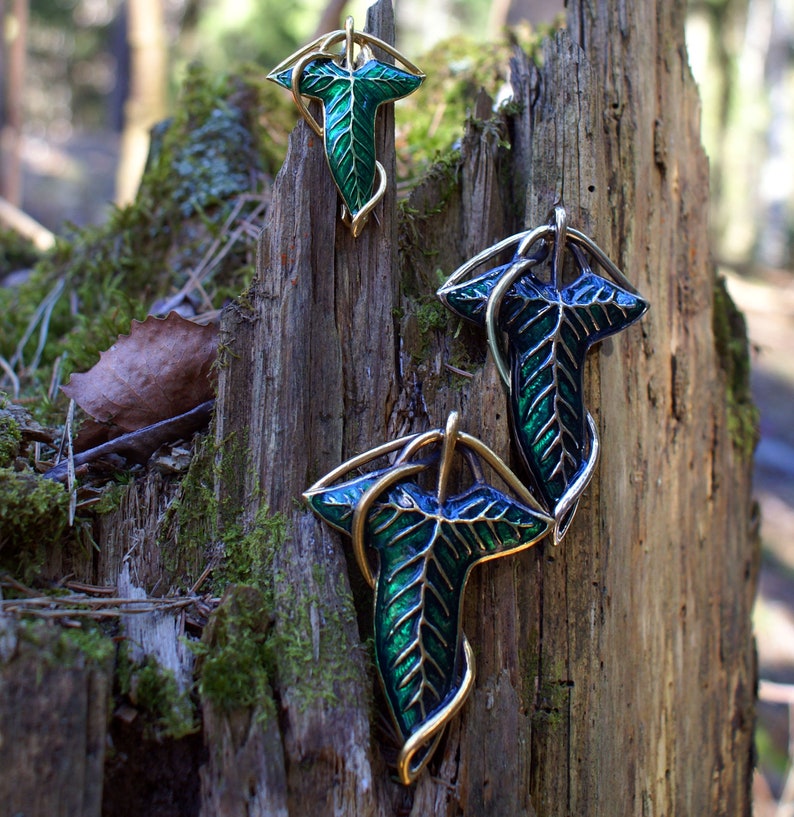 Elven green Leaf brooch. A gift from the elves. Wedding Etsy