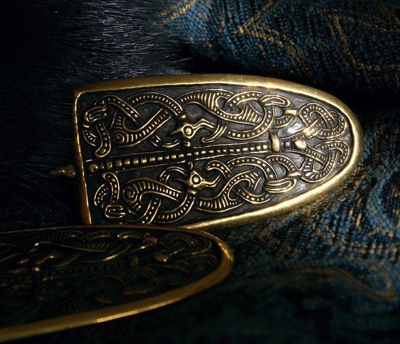 A pair of brooches Viking brooches Scandinavia 1011 century Etsy