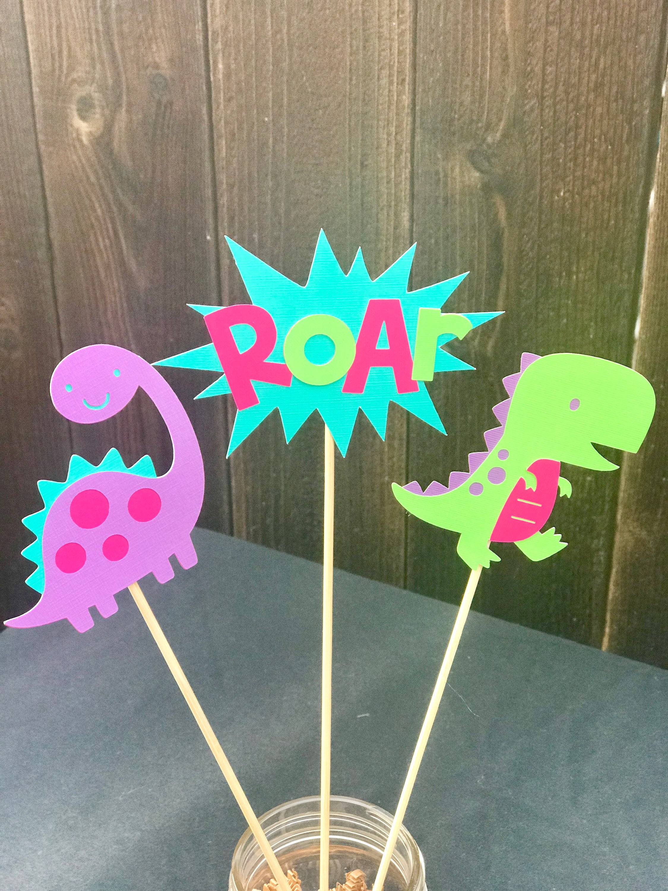 Centros de mesa de dinosaurios de niña brillante fiesta de - Etsy España Centros de mesa de dinosaurios de niña brillante fiesta de - Etsy España