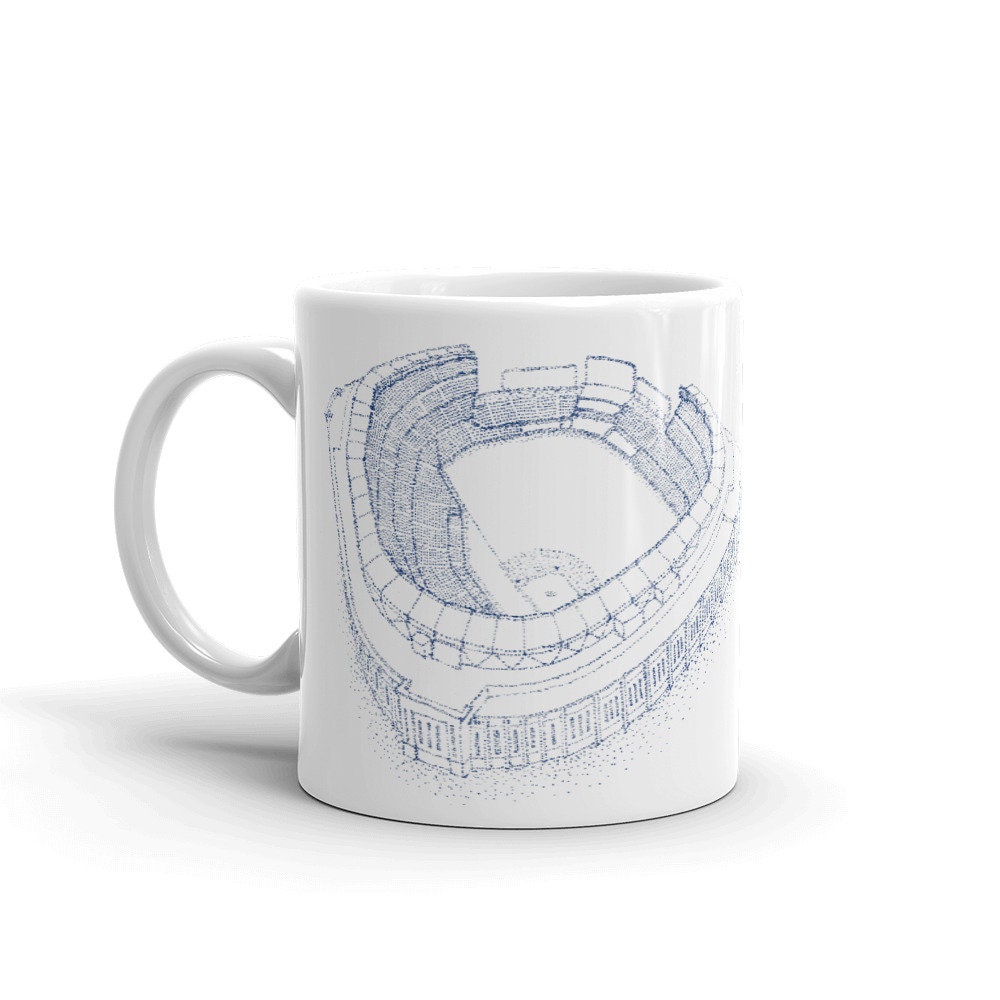 MLB New York Yankees Legend 16 oz Coffee Mug with lid