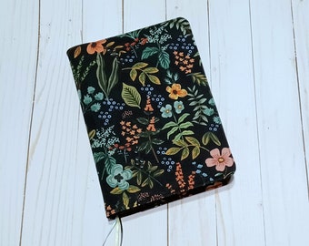 Couverture de la Bible personnalisée faite main - Housse de protection pour agenda et reliure - Coton + acier Rifle Paper Co. Tissu Amalfi Herb Garden Daisy Fields