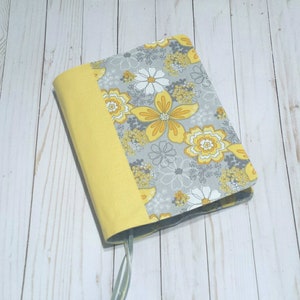 Nwt Bible Cover, New World Translation Bible cover, Jw Bible cover, Gray Yellow White Floral Flowers Fabric Bible Cover, Ministry Supplies