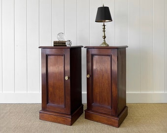 A Charming Pair of English Mahogany Nightstands