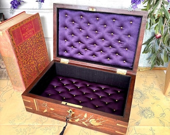 葉と花があしらわれたヴィンテージ真鍮象嵌木箱 - Etsy 日本