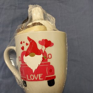 Cocoa goat milk body care in gnome cup