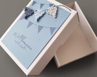 Hochwertige Baby Geschenkverpackung für besondere Momente | Geschenkebox 12x15cm mit Girlande in verschiedenen Farben auch personalisiert