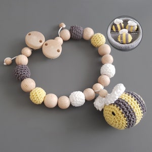 Schattige kinderwagenketting met bij - in verschillende kleuren met geïntegreerde rammelaar, babyspeeltje, cadeau voor de geboorte, bij
