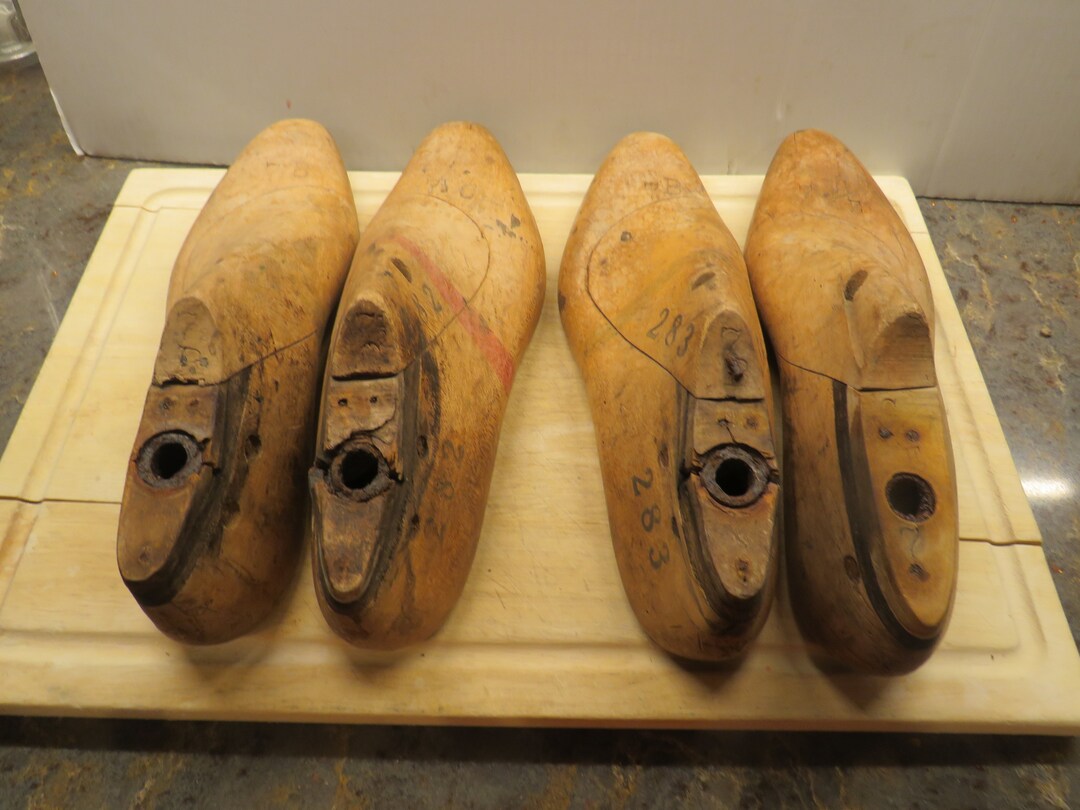 4 Vintage Wooden Shoe Forms Cobbler Molds Metal Heals &amp; Toes on Bottom ...