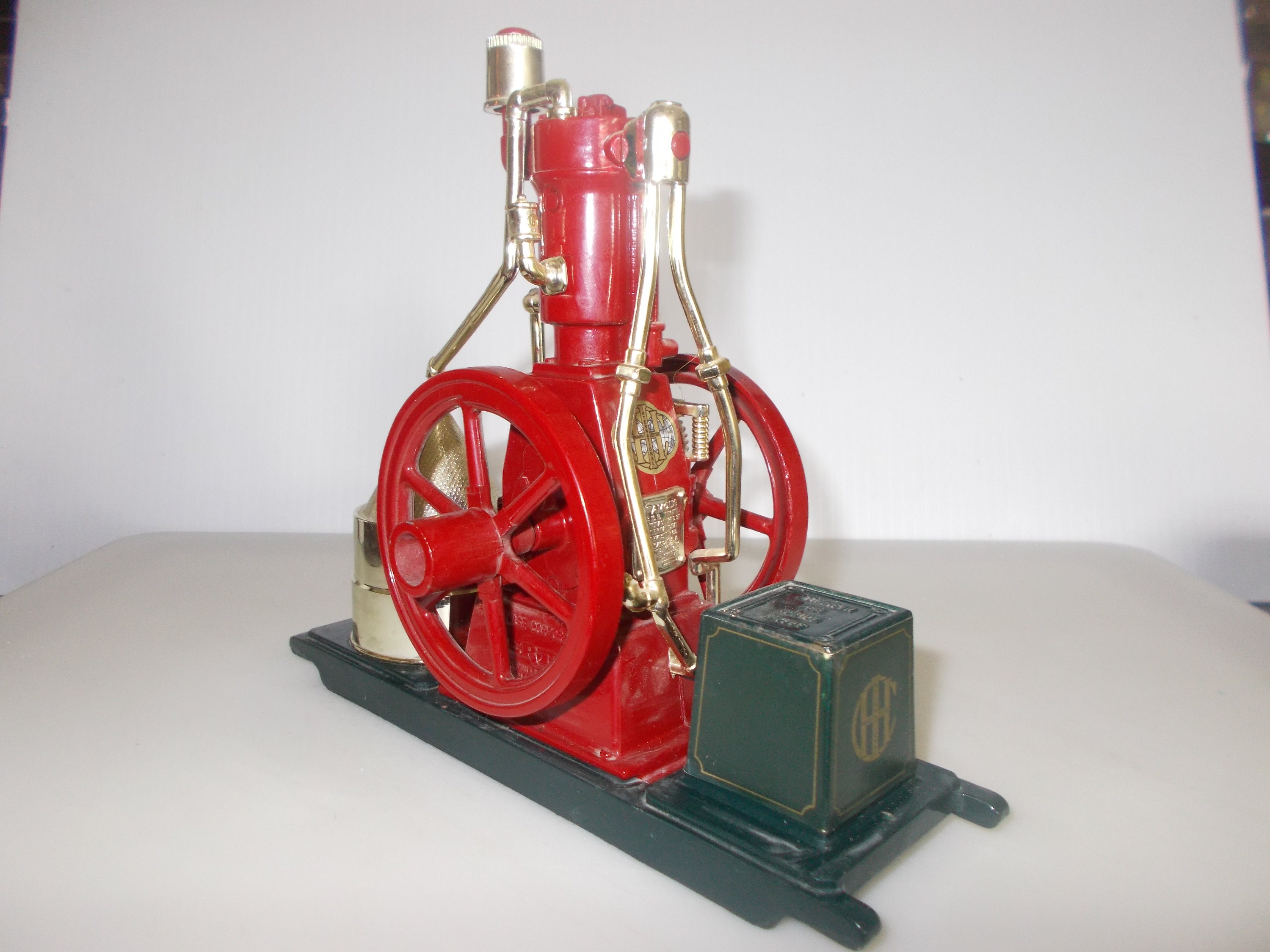 International Harvester Gas Engine Model Engine 1992 Famous 3 H.P