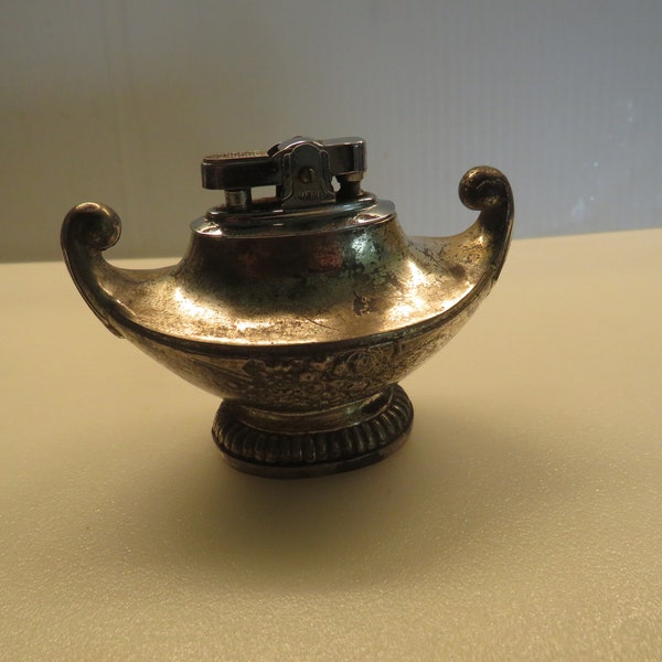 Vintage Aladdin Genie Lamp Style Tabletop Cigarette Lighter Japan