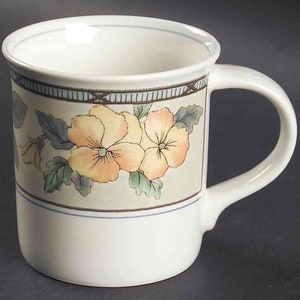 金色の食器 GOLD CHINA (japan) - Cup & Saucer Set - Regal Pine Pattern