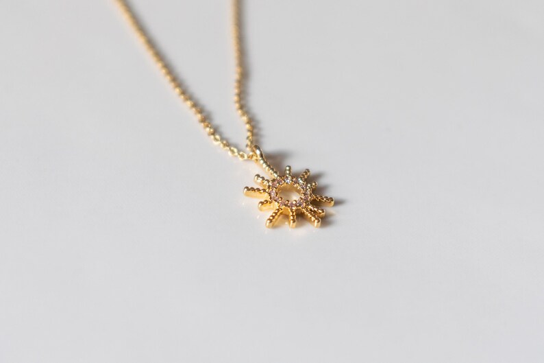 silver women/'s choker Contemporary Italian gold jewelry Christmas or friend/'s gift for her Sun pendant Sun chain necklace