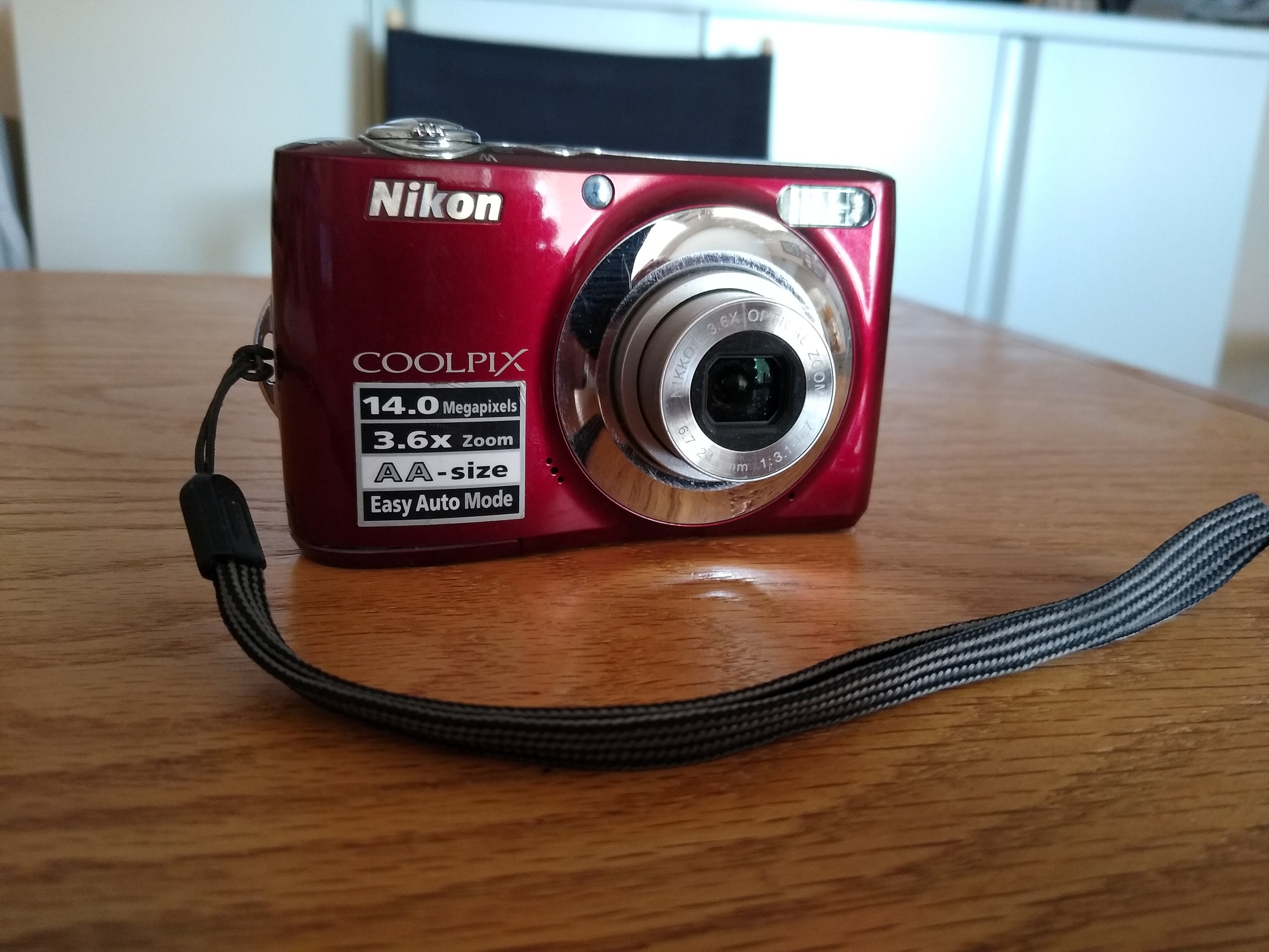 Nikon Coolpix L24 With 8GB Memory Card New Batteries Tested