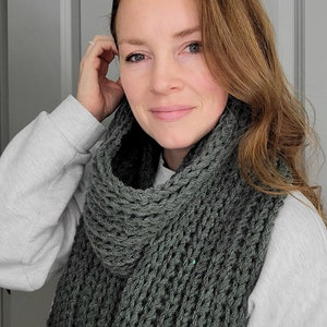 Beginner Crochet Scarf Pattern | Mens Scarf Crochet | Womens Crochet Scarf Pattern | Chunky Knit Look Crochet Pattern | Video Tutorial