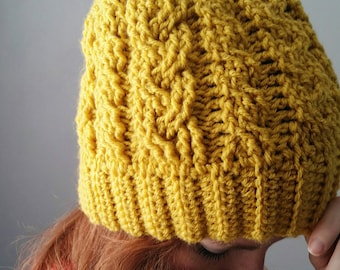 Crochet Beanie Pattern // Crochet Messy Bun Hat Pattern // Cable Crochet Hat // Messy Bun Hat