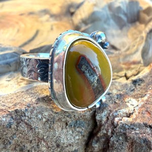 Kentucky Agate Argentium Sterling Silver Ring size 8.5
