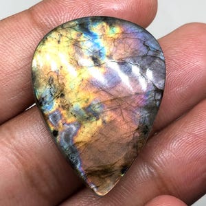 Labradorite Cabochon Gemstone, 35x26x6mm
