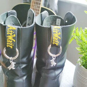 Breloque pour bottines corbeau : bijoux de chaussures gothiques