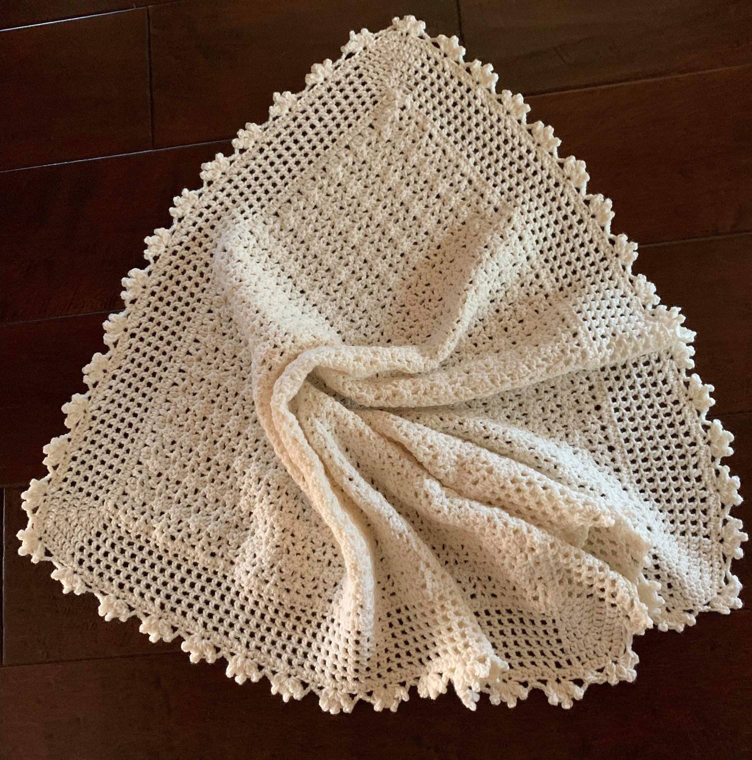 Lace Edging Baby Blanket Crochet Pattern: Flo's Little
