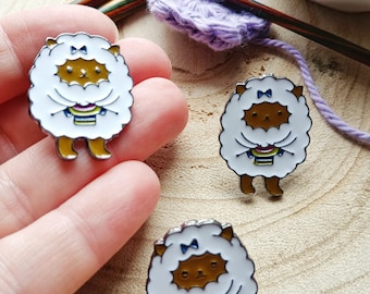 Knitting pin badge, sheep, yarn enamel pin badge, metal cute kawaii craft gift, knitting lover, flos crafty crochet, wool